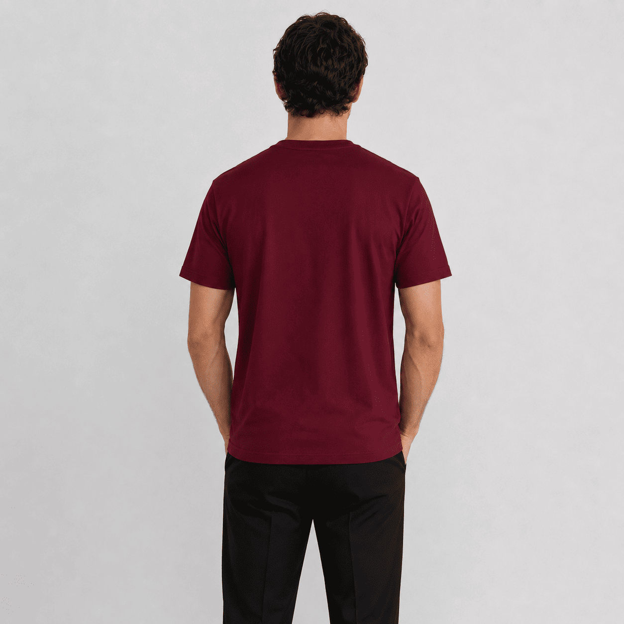 IAM1 CLUB ESSENTIAL TEE
