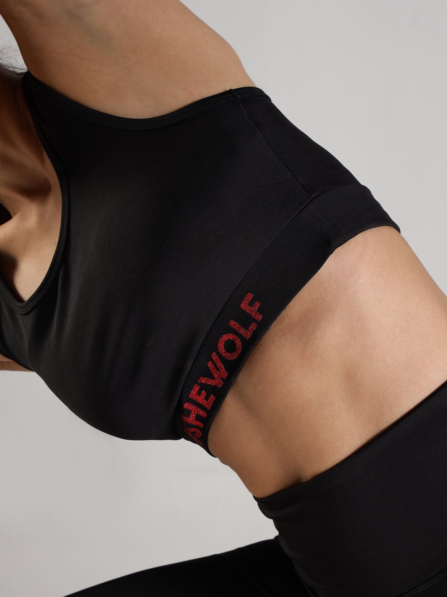 Shewolf Sports Bra - Black - IAM1 Club