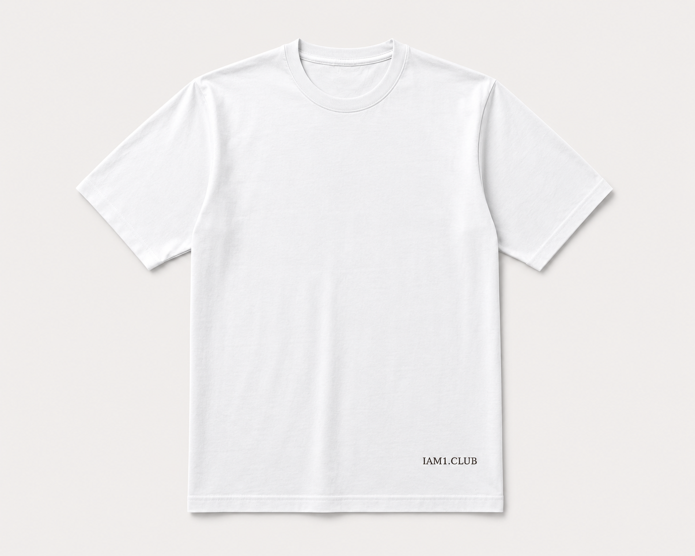 IAM1 CLUB ESSENTIAL TEE