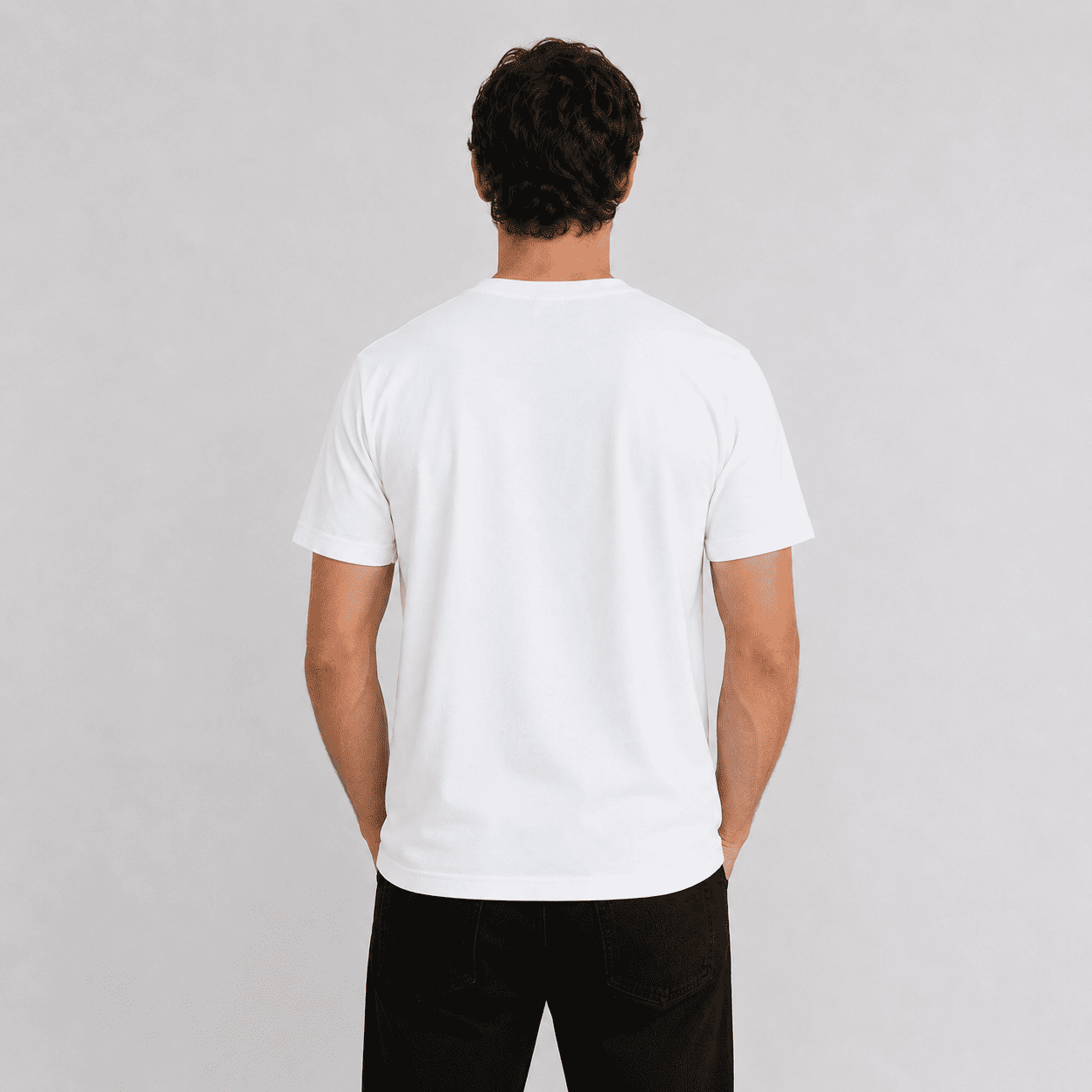 IAM1 CLUB ESSENTIAL TEE